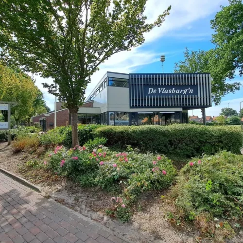 De-Vlasbargn-gebouw-1_0a3ff7bdc99150f6bd2e9c80d75951bb De-Vlasbargn-gebouw-1_0a3ff7bdc99150f6bd2e9c80d75951bb